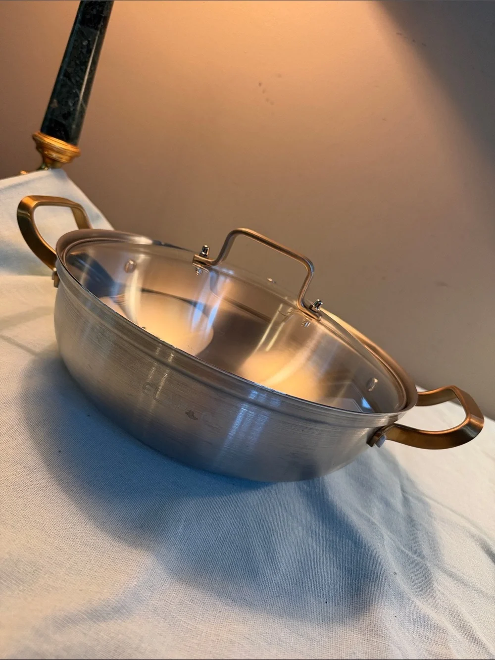 DELARLO Stainless Steel Covered Serving Pan with Gold-Tone Handles